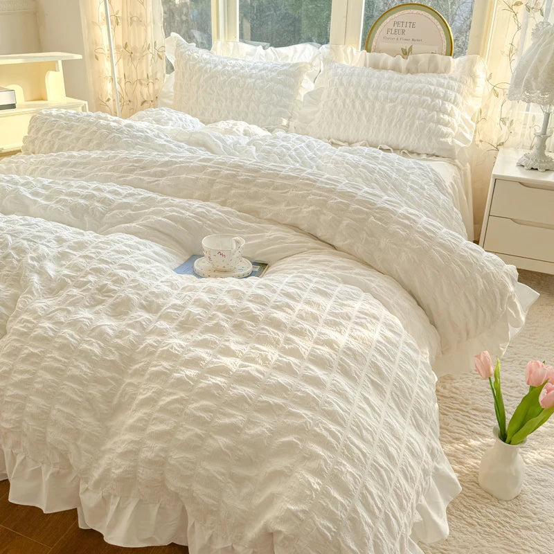 Seersucker Duvet Cover Set with Lace Trim