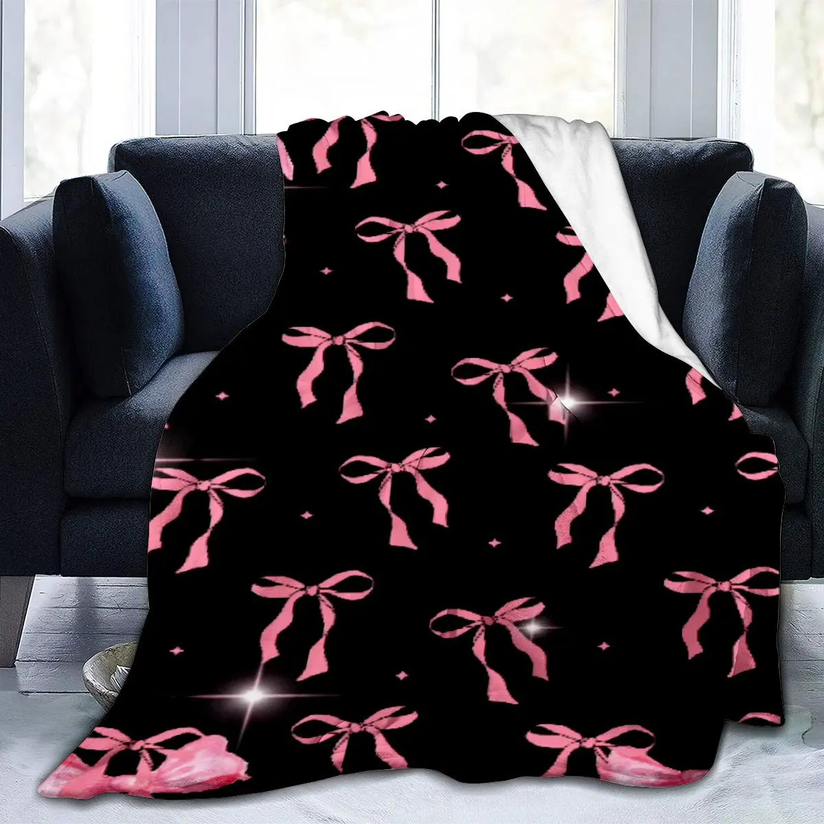 Chic Bow Print Flannel Throw Blanket