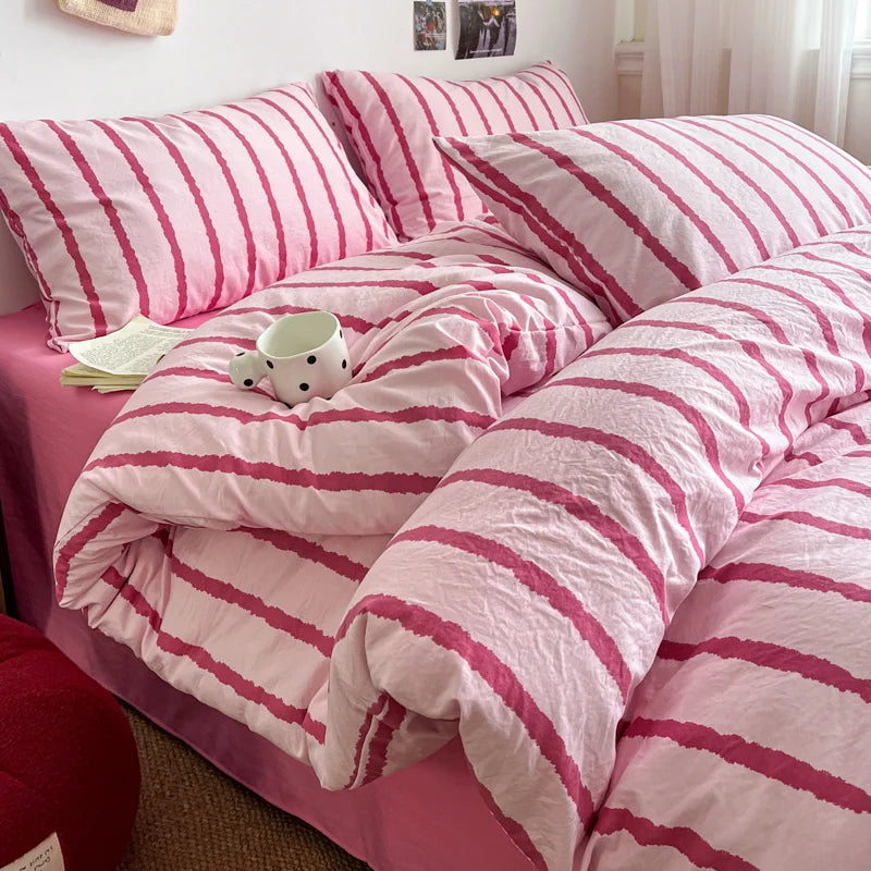 Streifenbedruckte Mikrofaser-Decke- und Bettbezug-Set