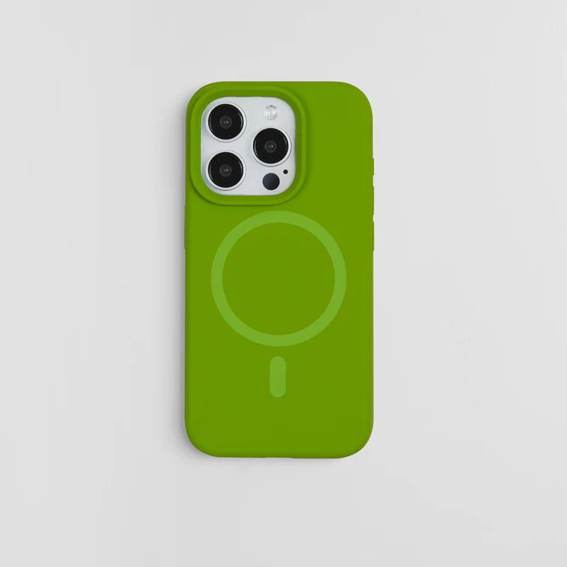 Coque en silicone liquide compatible MagSafe