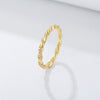 Anillo de Eternidad Retorcido con Circonia Cúbica