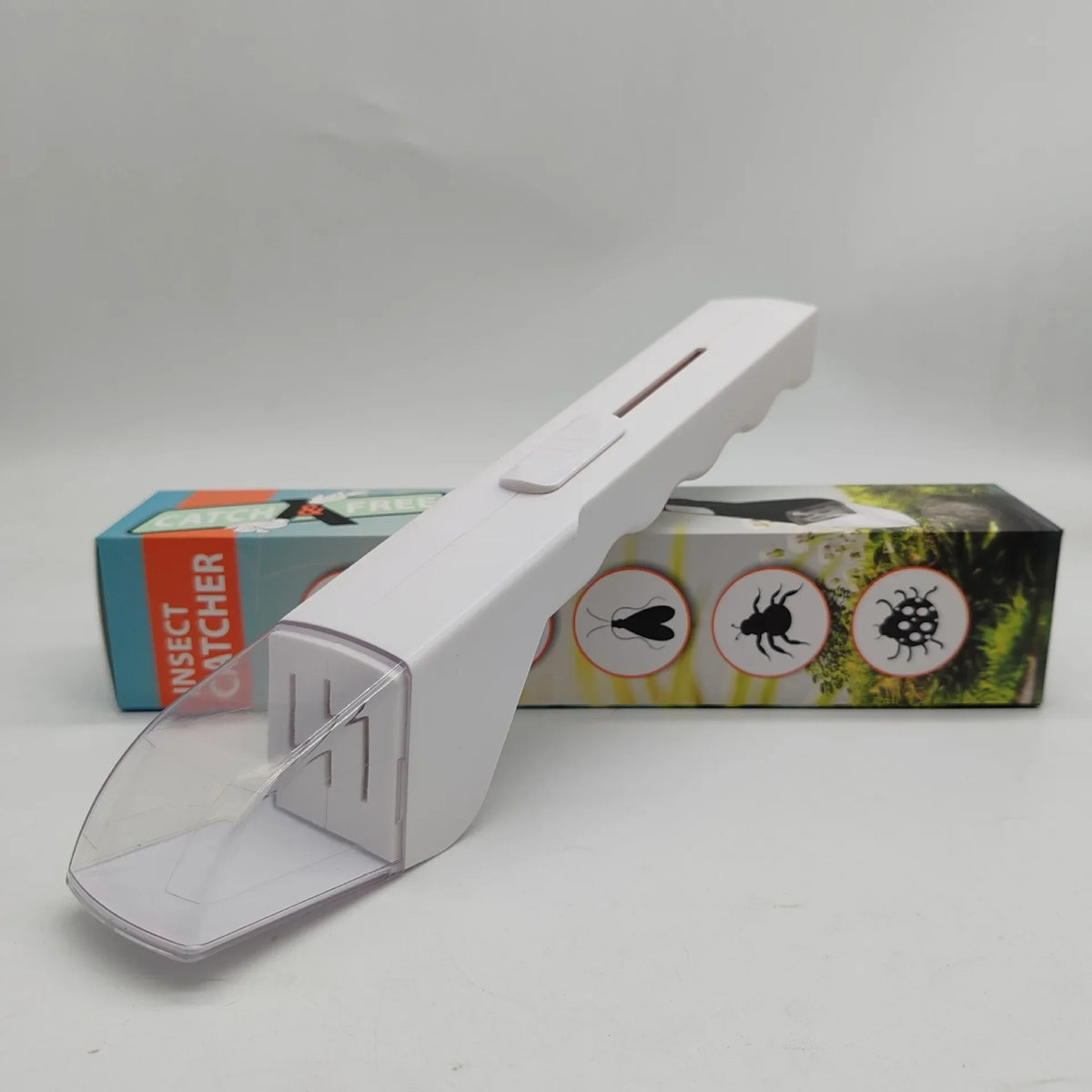 Humane Insect Catcher with Extendable Handle