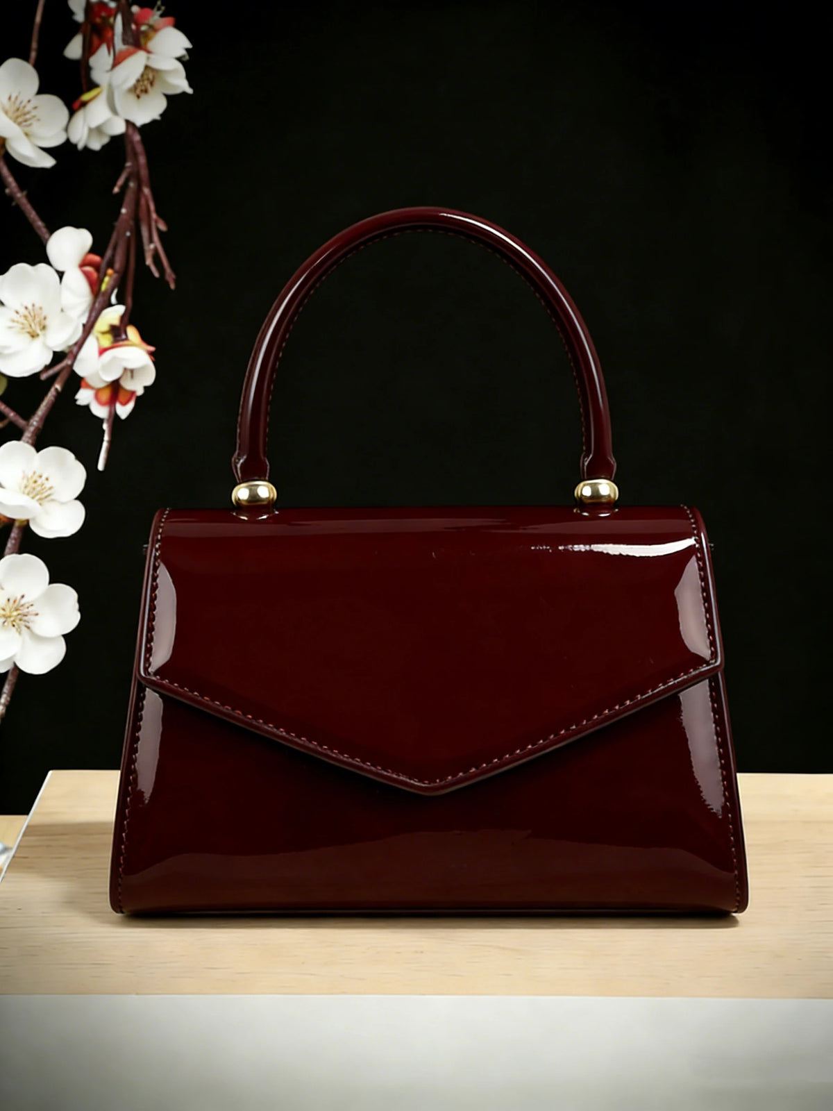 Vintage-Inspired Glossy Evening Handbag
