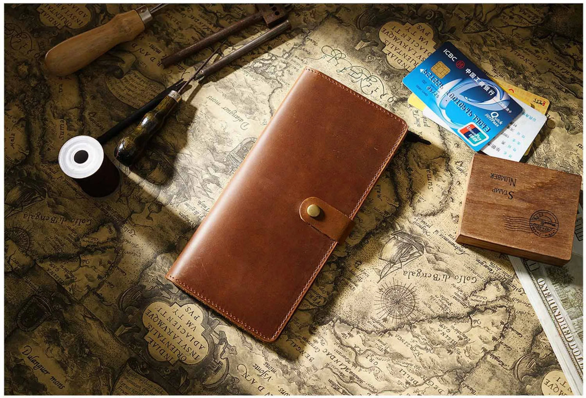 Vintage Leather Long Bifold Wallet with Snap Closure