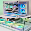 Transparenter PC-Gehäuse mit GeForce RTX Grafikkarte und beleuchteten RGB-Kühllüftern.