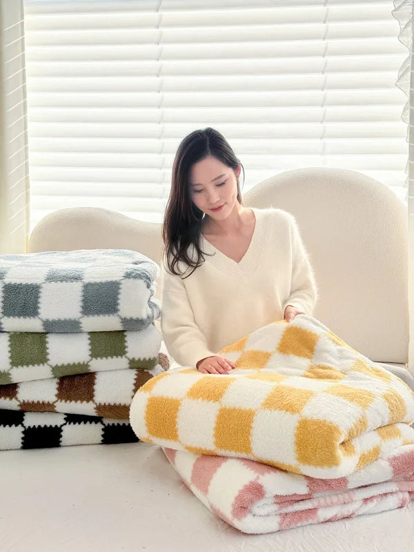 Panda Flannel Throw Blanket - Soft Plush Cover for Couch, Bed & Travel