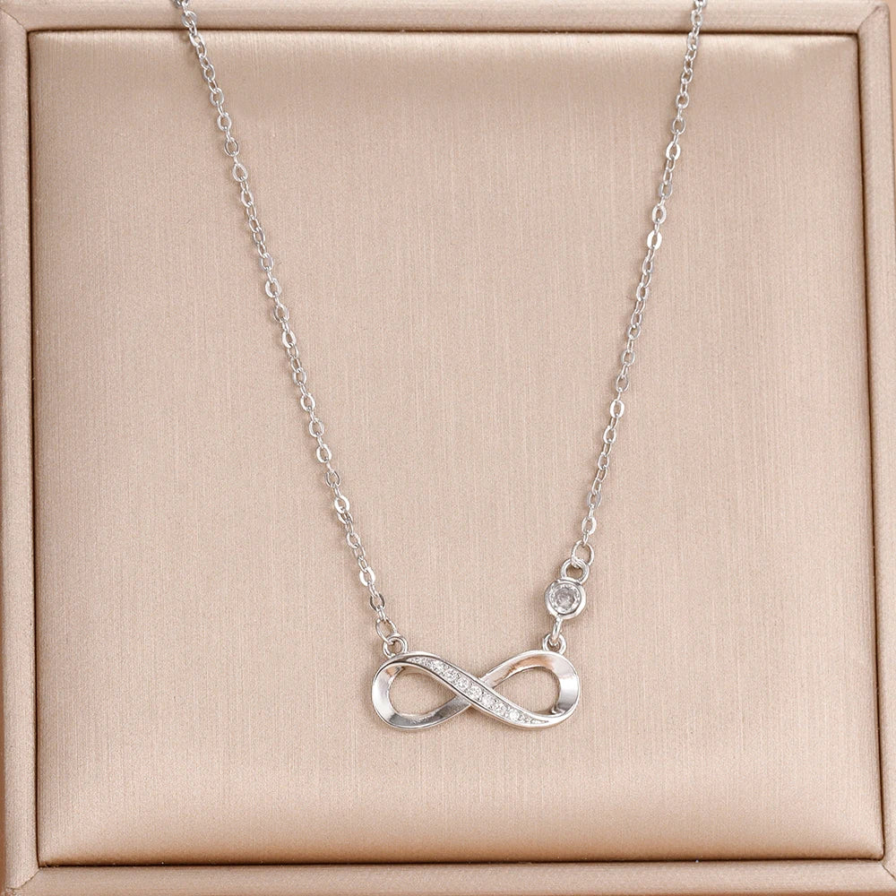 Collier Infinity en Acier Inoxydable
