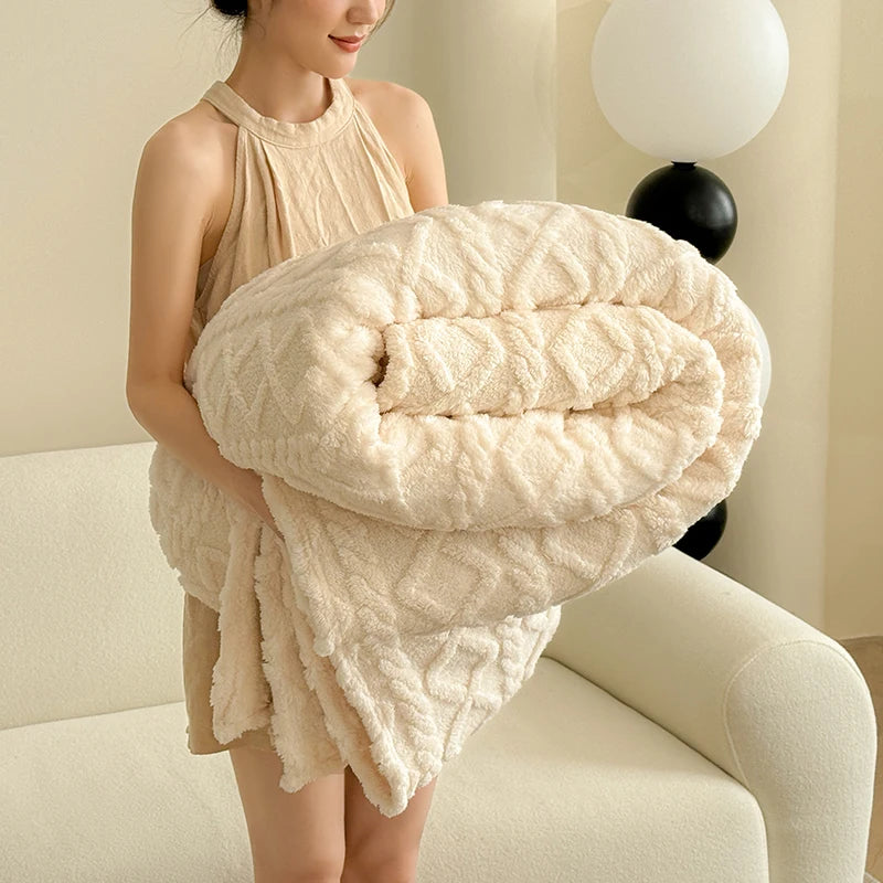 Plush Coral Fleece Blanket – Soft & Warm Throw for Bed, Sofa & Travel