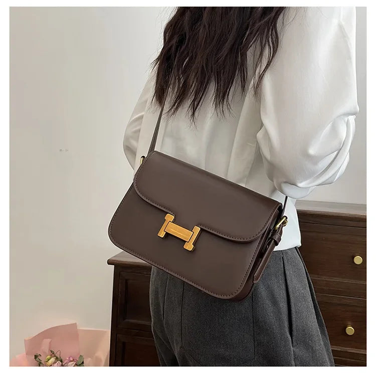 Korean Retro Square Crossbody Bag for Women – Compact Commuter Shoulder Bag