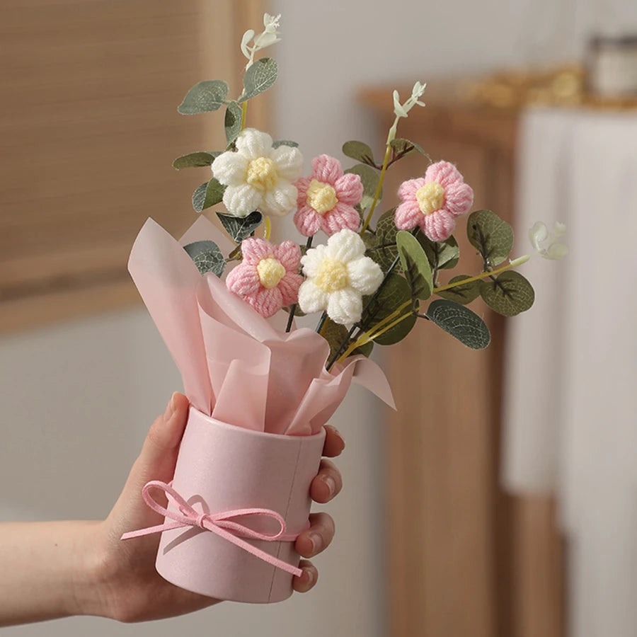 Handcrafted Yarn Flower Bouquet with Vase – Everlasting Home Décor