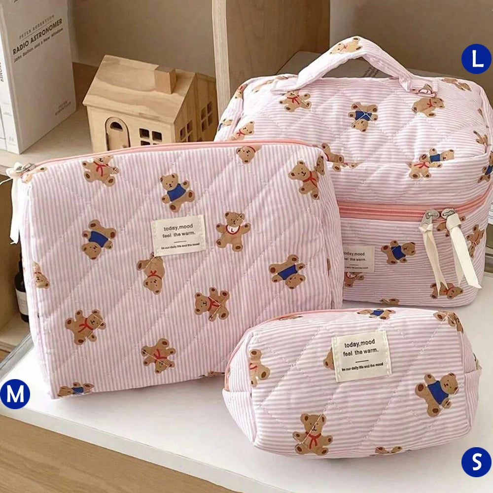 Pinkes gestepptes, bärenförmiges Make-up-Taschen mit Mehrfachfächern und gemustertem Stoff
