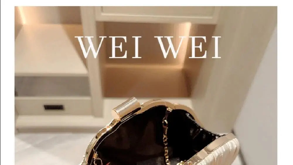 Elegant Pleated Evening Clutch with Chain Strap
