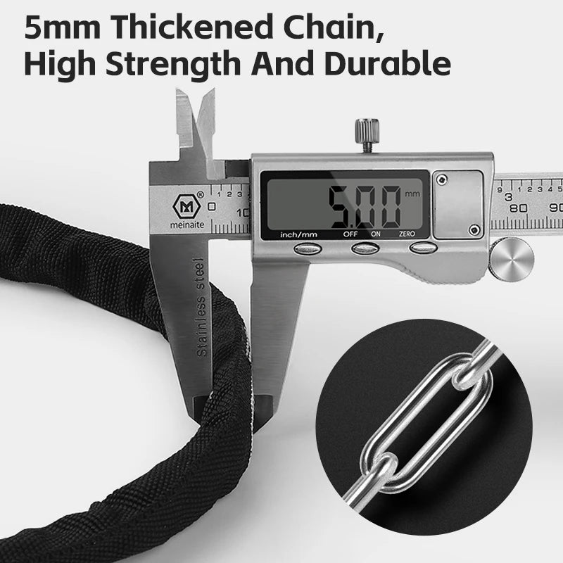 A stainless steel chain lock is shown next to a digital caliper measuring 5.00 mm, highlighting its thickness and durability.