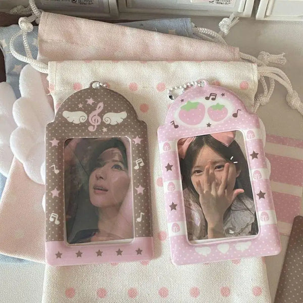 Porte-cartes en forme de fraise rose avec porte-clés