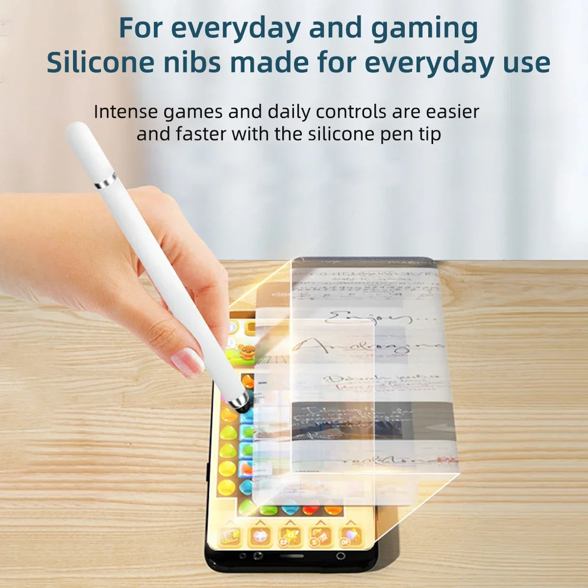 Eine Hand benutzt eine weiße Silikon-Stiftspitze als Stylus auf einem Smartphone-Bildschirm, um mit einer App zu interagieren