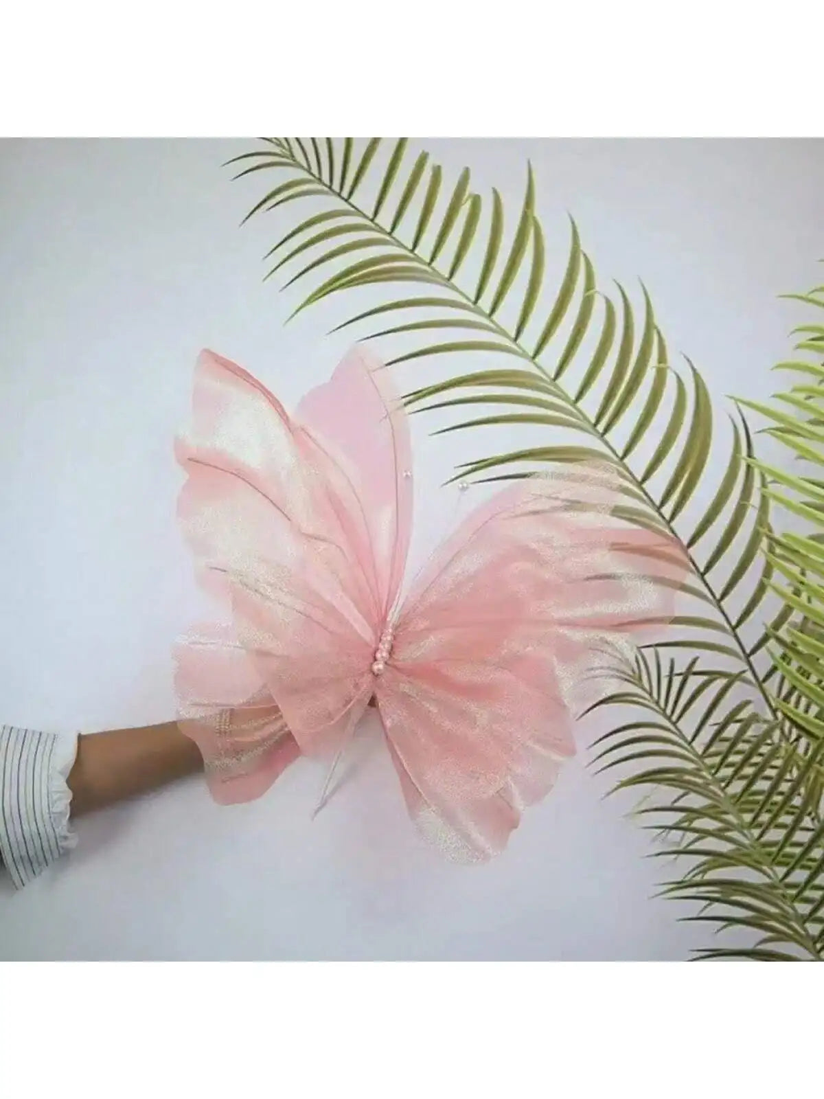Lifelike 3D Silk Butterfly Decoration for Events and Photography