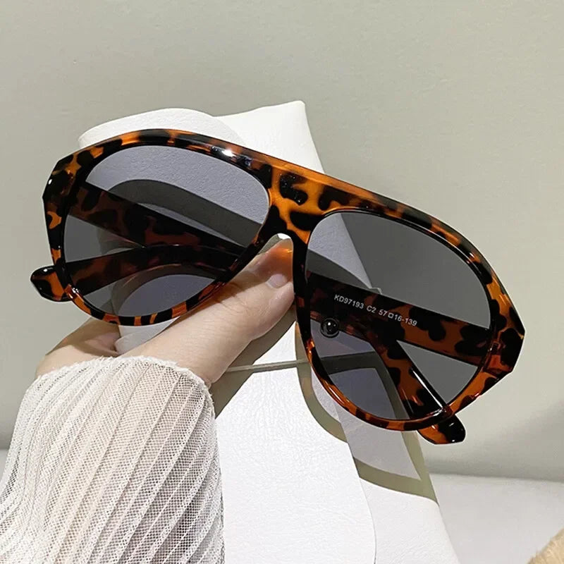 Oversized Pilot Sunglasses