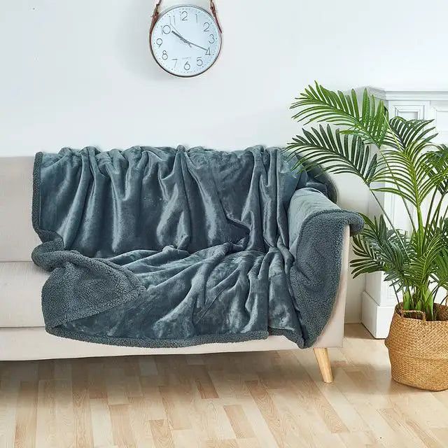 Cozy Waterproof Throw Blanket