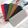 Colección de fundas protectoras para gafas de cuero PU en varios colores, incluyendo rojo, azul, verde, beige, negro y gris.