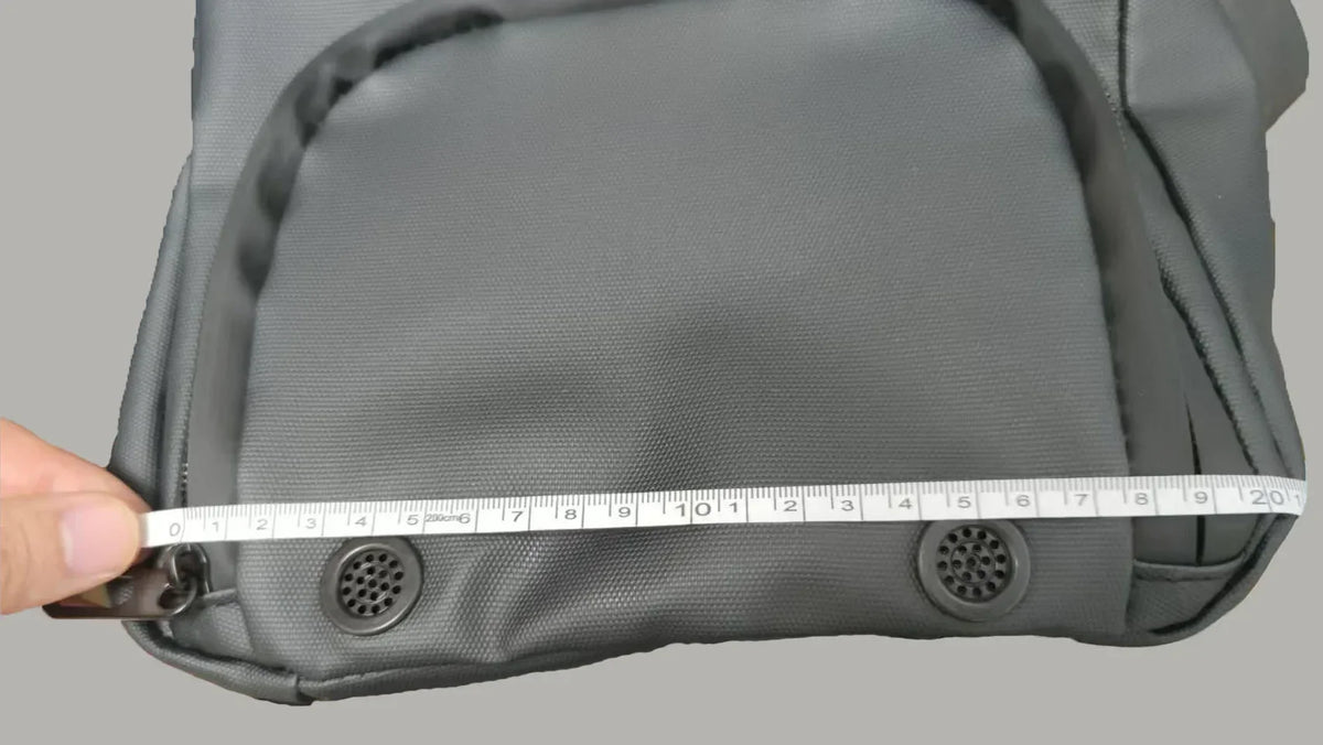 Versatile Travel Gym Bag with Wet/Dry Separation