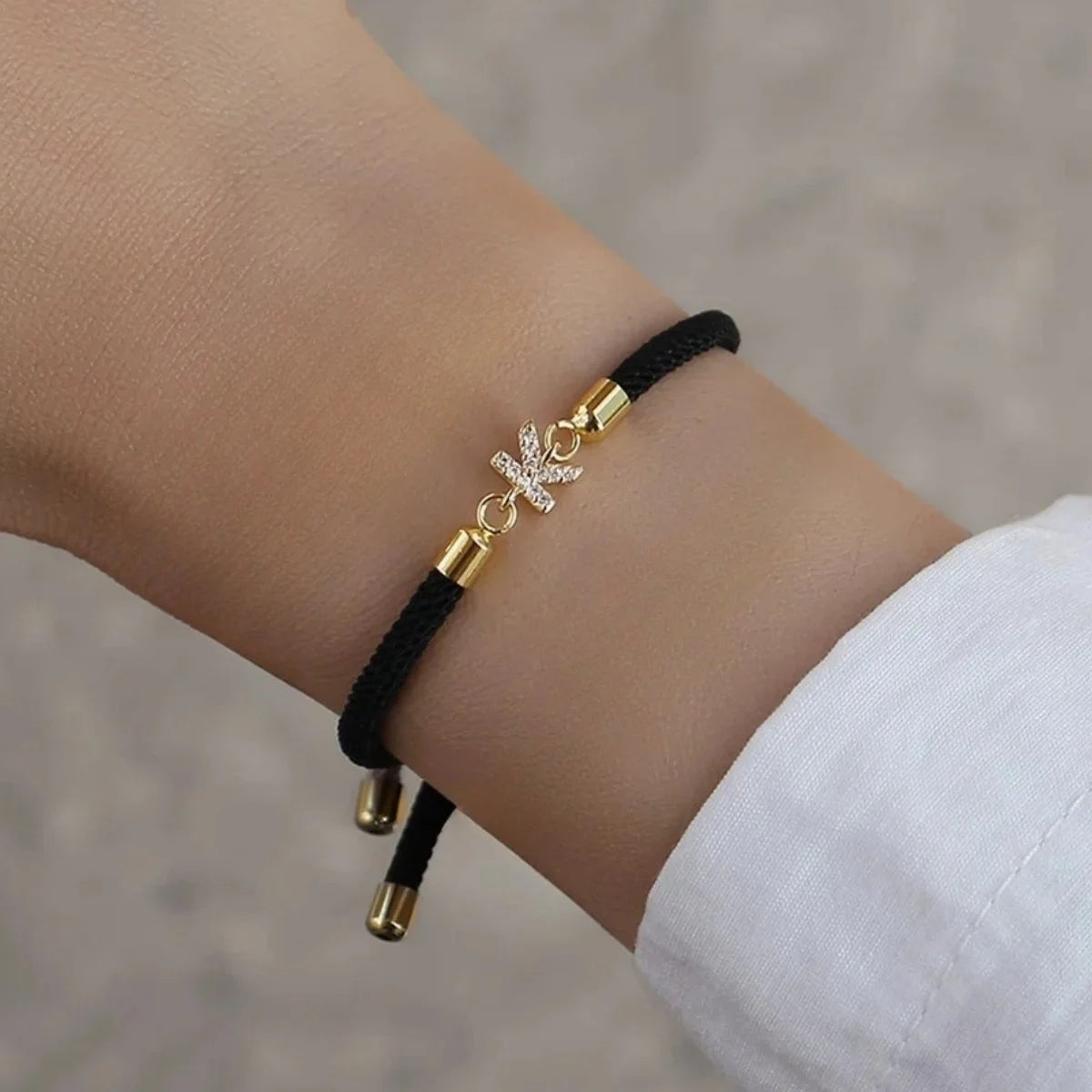 Bracelet à Charme de Lettre Ajustable