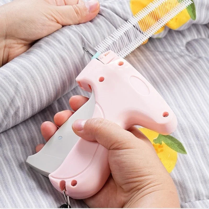 Pinless Fabric Snap Gun with Soft Silicone Base for Quilting & Hanging