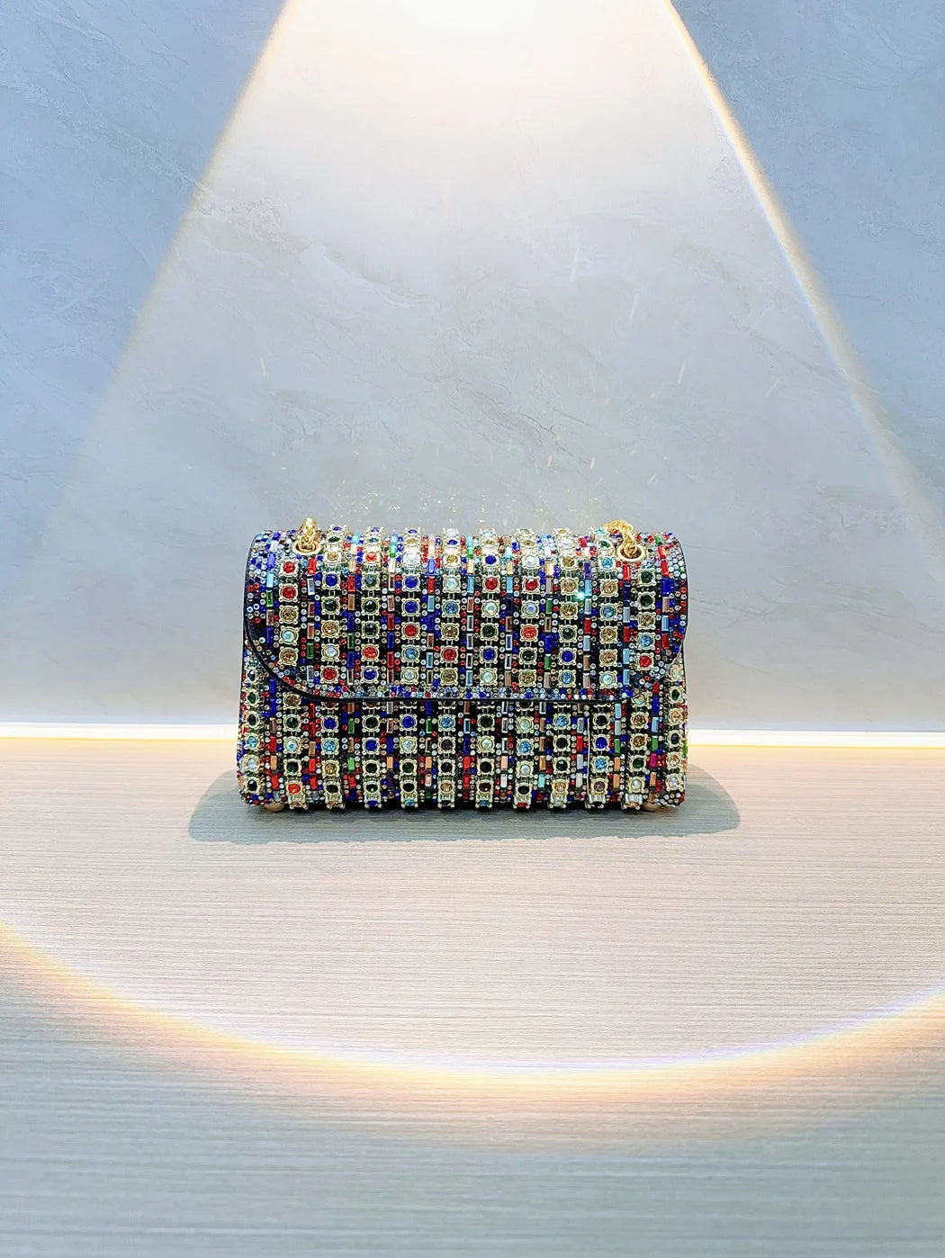 Crystal-Embellished Evening Clutch Bag with Chain Strap
