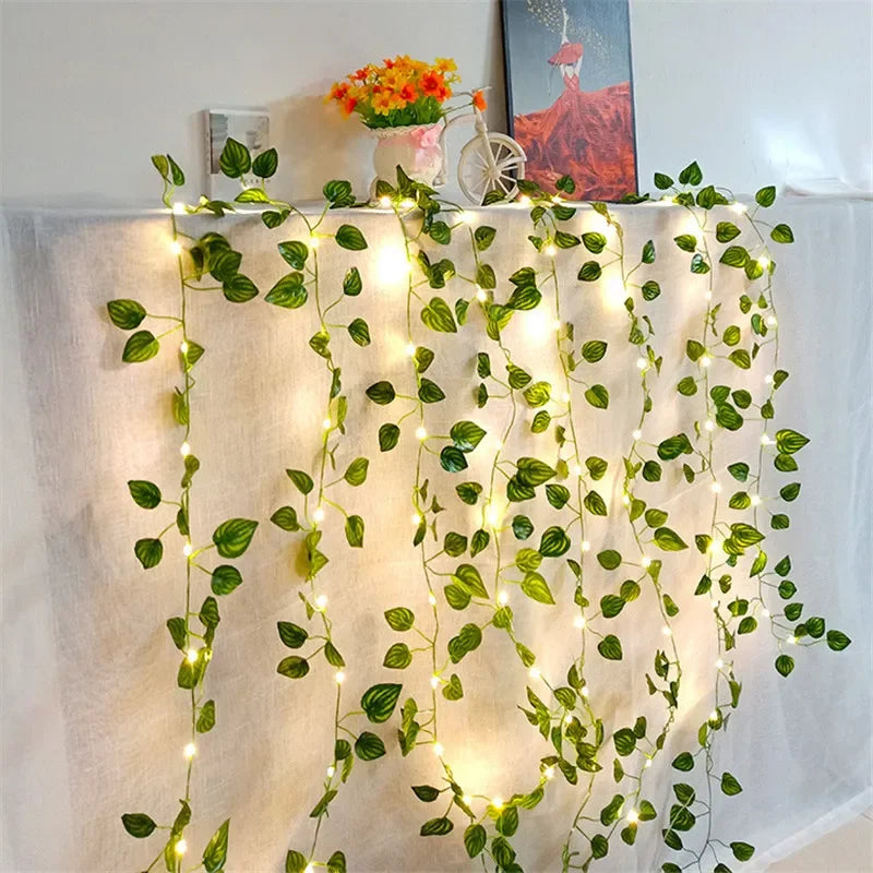 Luces de hadas con vid artificial y bombillas LED