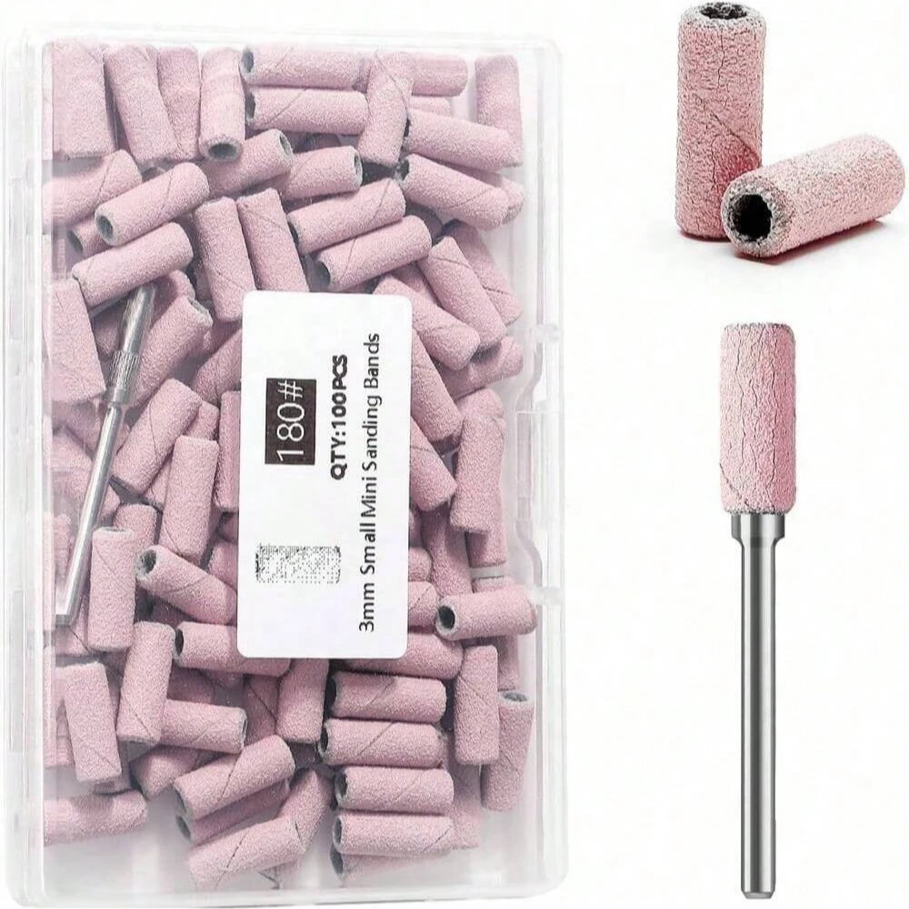 Klares Plastikgefäß gefüllt mit 180er Schleifbändern in Rosa und einem Metallbohrspitz.