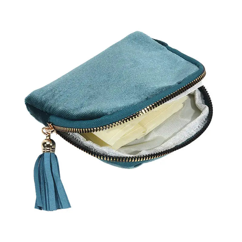 Velvet Jewelry Storage Pouch with Tassel — Travel Organizer for Rings, Bracelets & More