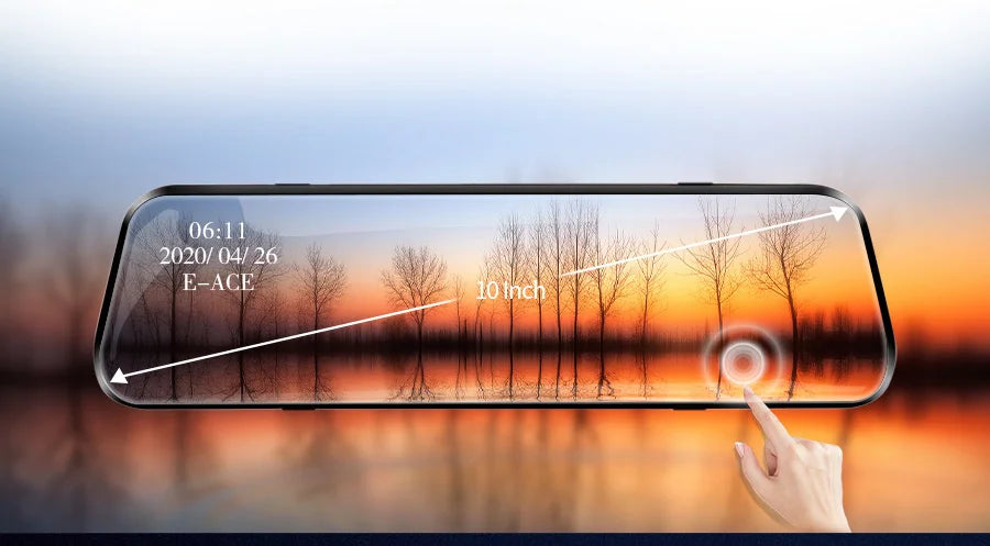 Eine Hand berührt ein transparentes Auto-DVR-Display, das eine Sonnenuntergangsansicht durch die Linse zeigt.