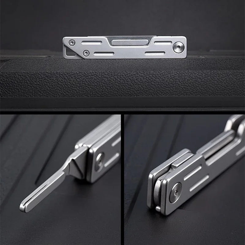 Folding Keychain Knife with 10 Spare Blades