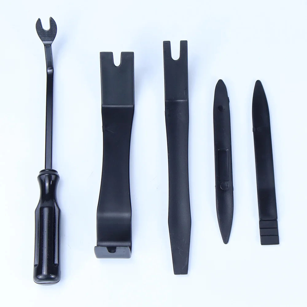 Durable Push-Type Retainer Clips for Car Trim and Body Panels