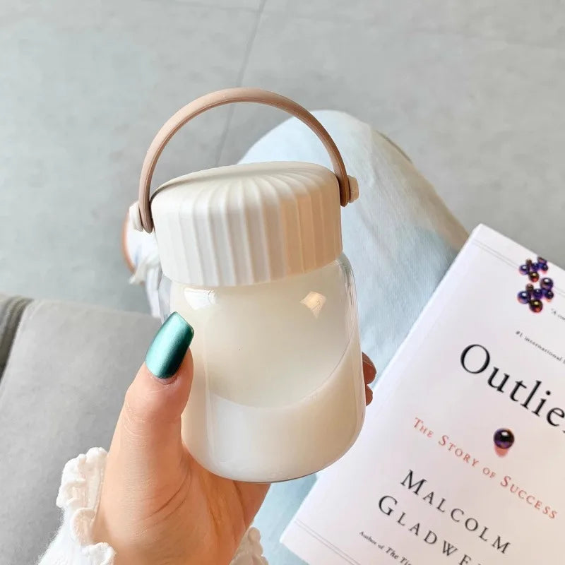 Ästhetische Glas Wasserflasche mit Deckel