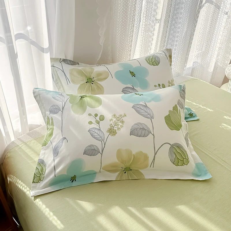Floral Print 100% Cotton Duvet Cover Set with Two Pillow Shams