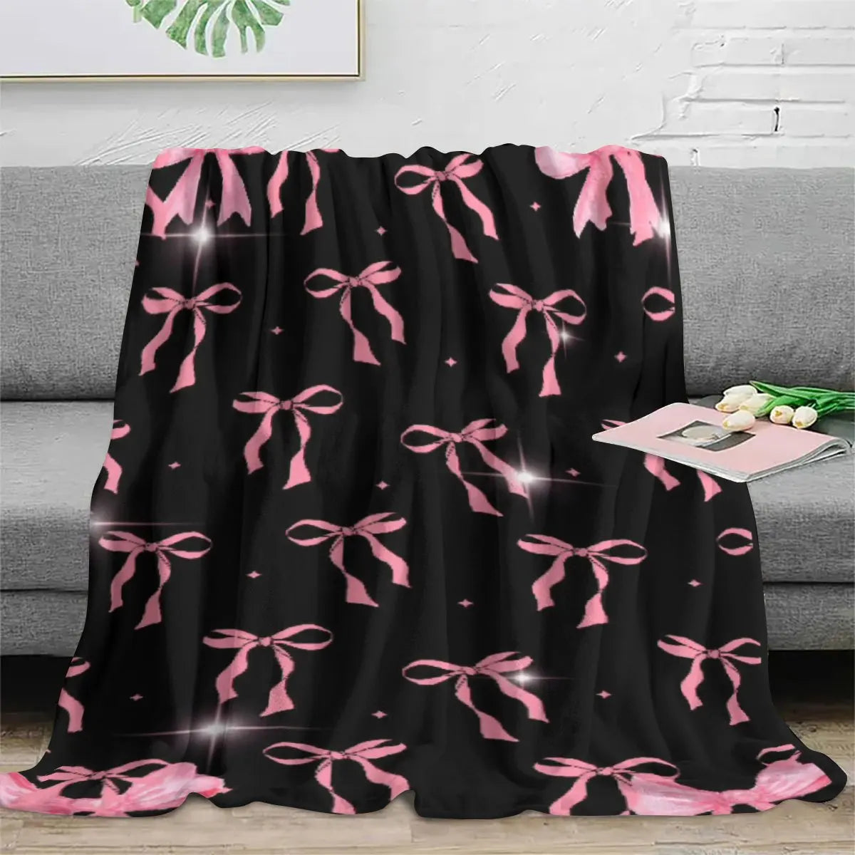 Chic Bow Print Flannel Throw Blanket