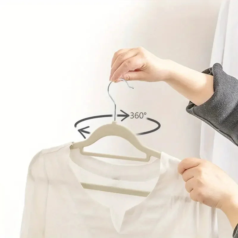 Stainless Steel Non-Slip Hangers for Wet & Dry Clothes (Set of 5)