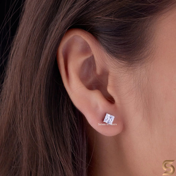 Pendientes de Moissanite en Corte Princesa de Plata de Ley