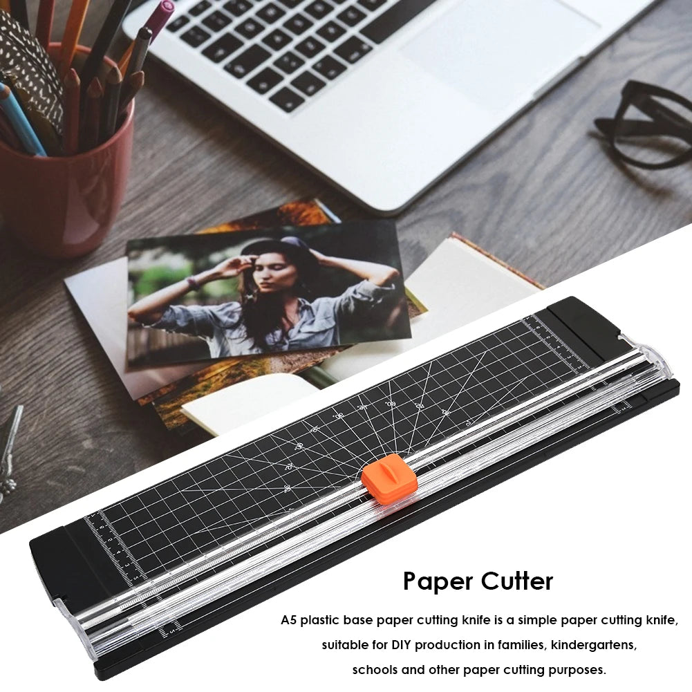 Portable A4 Paper Trimmer with Cutting Base