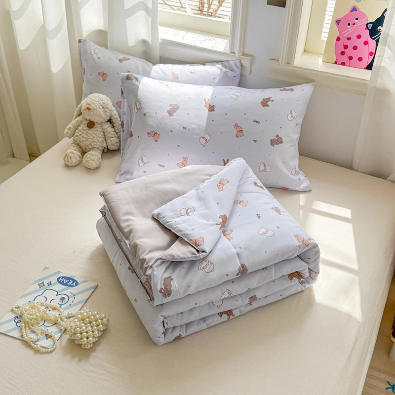 Lace-Trim Breathable Summer Duvet