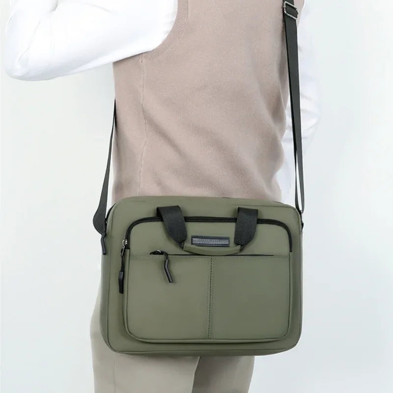 Large-Capacity Men's Messenger Bag with A4 Compatibility