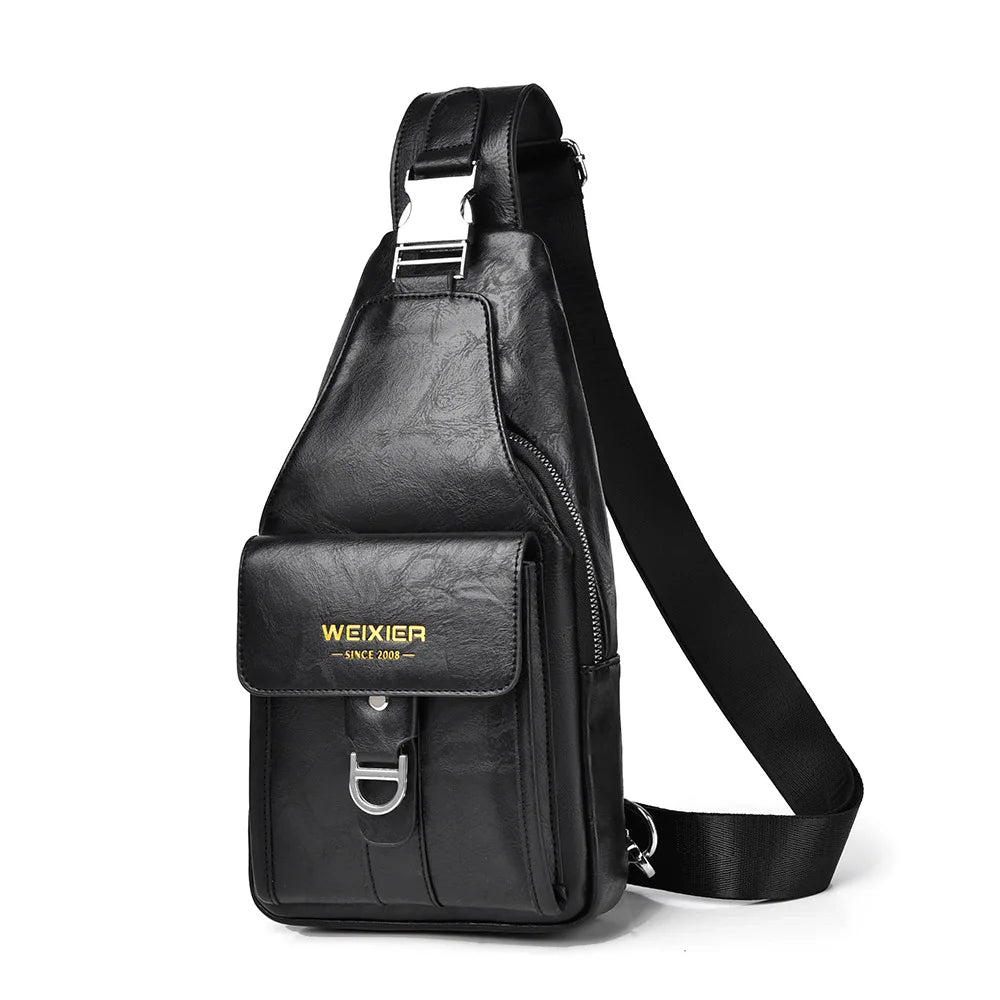Schwarzer Ledergürtel/Crossbody-Tasche für Herren mit goldfarbenen Metallbeschlägen