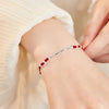 Bracelet en Fil Rouge Façonné à la Main
