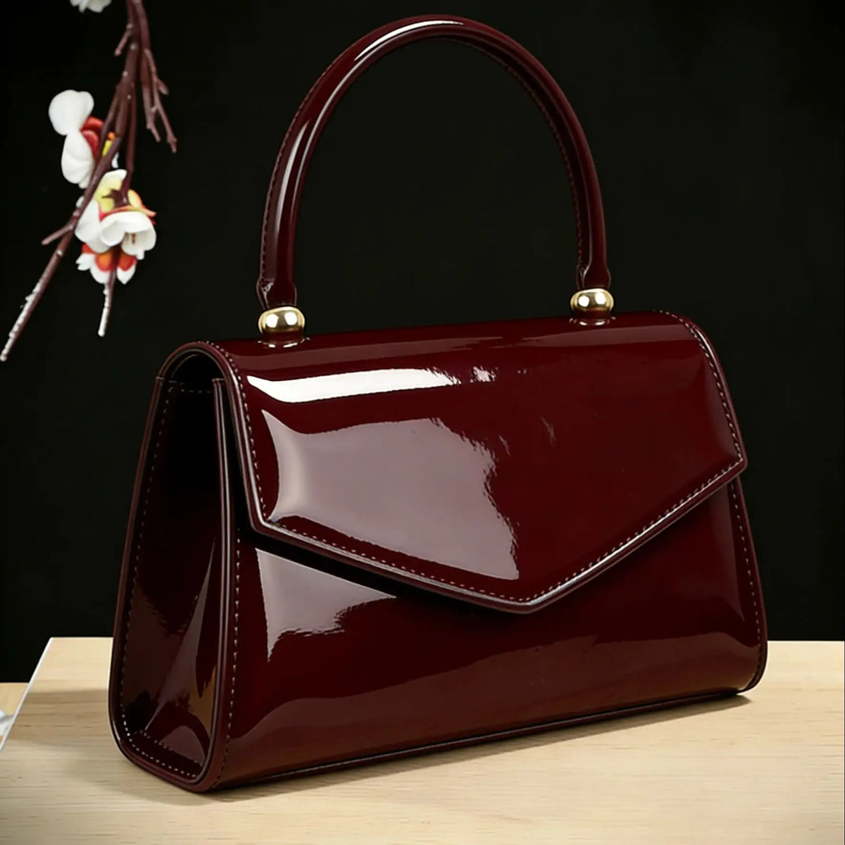 Vintage-Inspired Glossy Evening Handbag