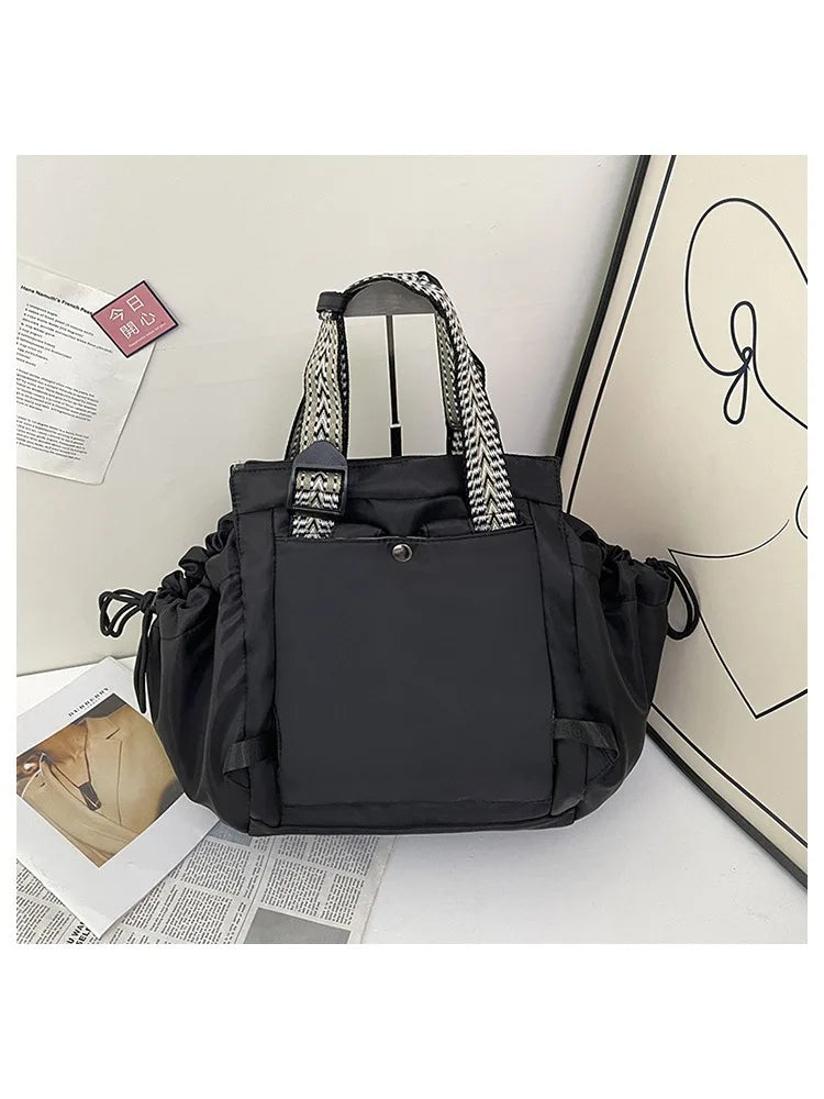 Versatile Nylon Shoulder Bag with Large Capacity