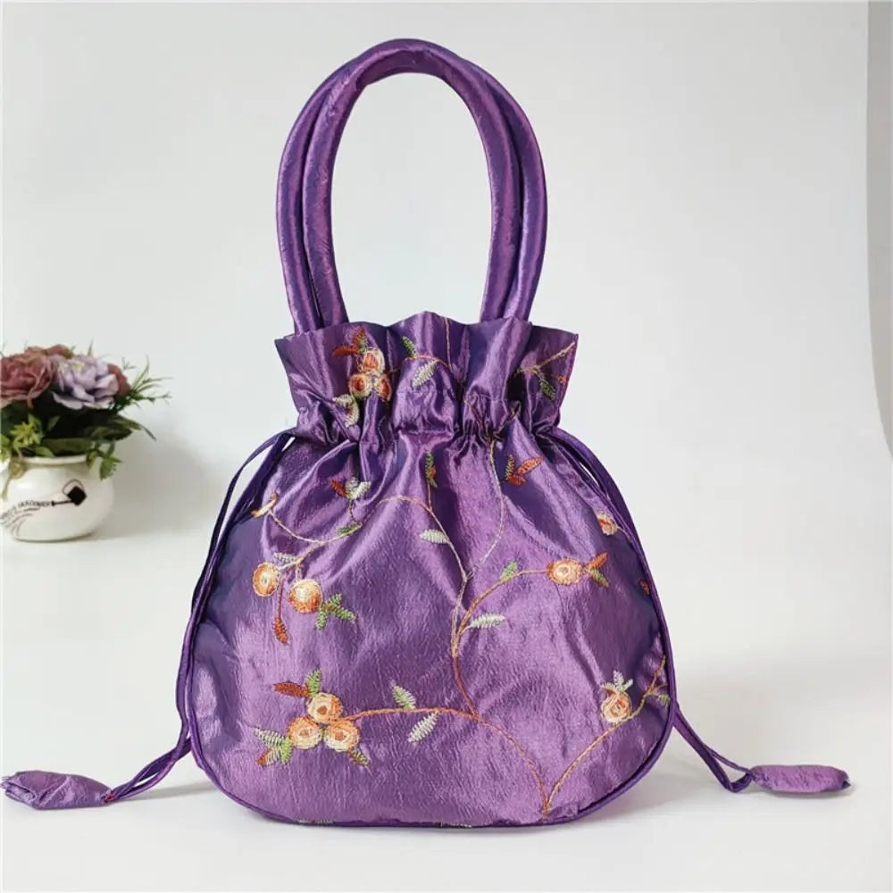 Crystal Bowknot Evening Clutch with Chain Strap