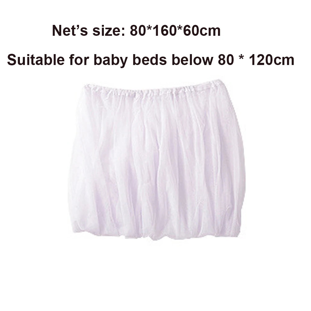 White breathable mosquito net suitable for baby beds