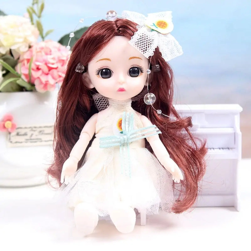 17cm Articulated Princess Doll with Accessories