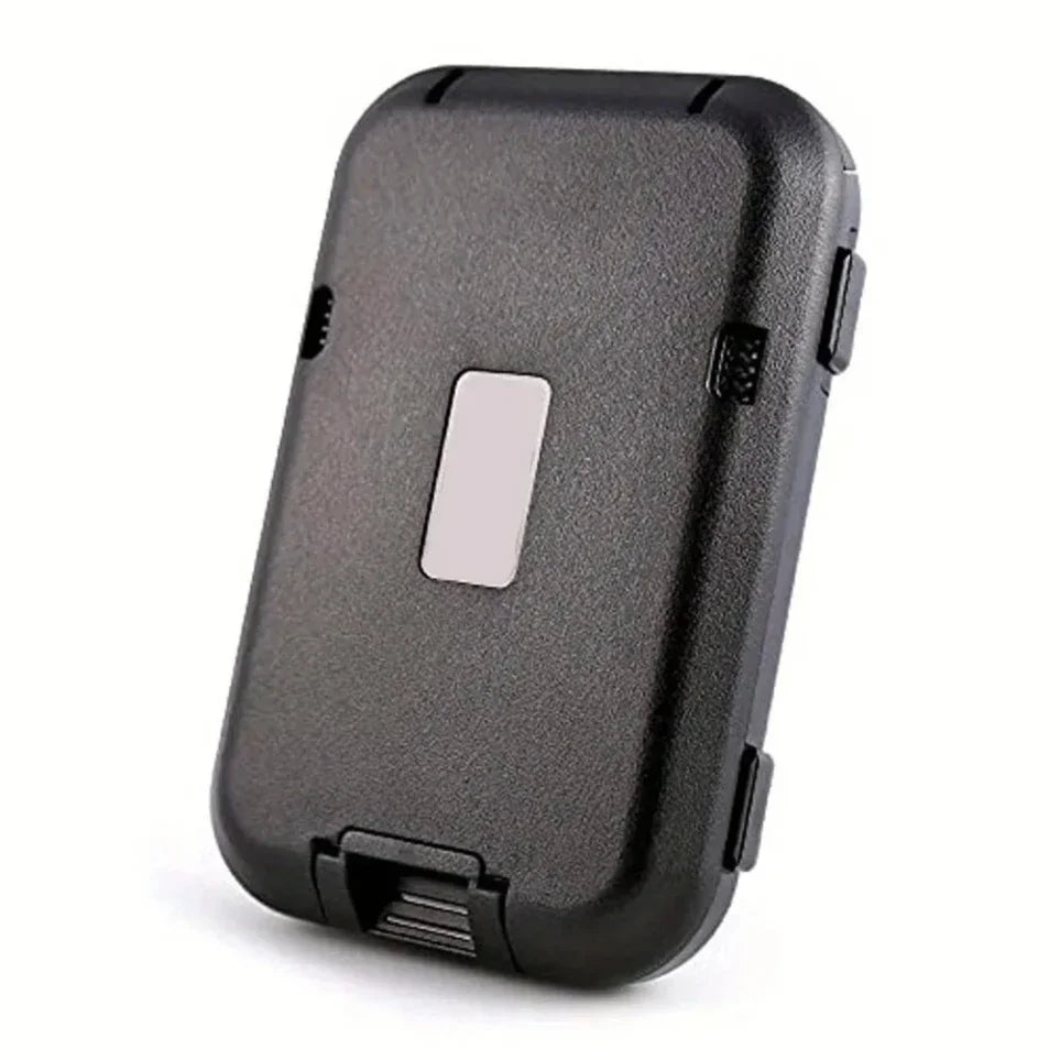 Schwarzes minimalistisches Anti-RFID-Kreditkartenetui mit rechteckigem Kartenfach und Schutzhülle.