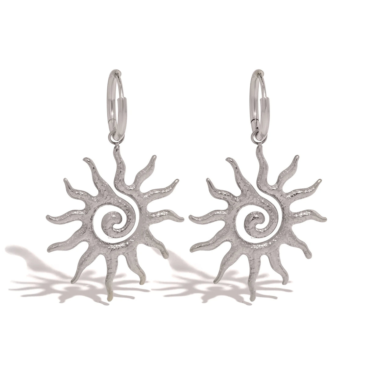 Silberne Spiral-Sonne-Anhänger-Kette mit Aufhänger und feiner Kette.
